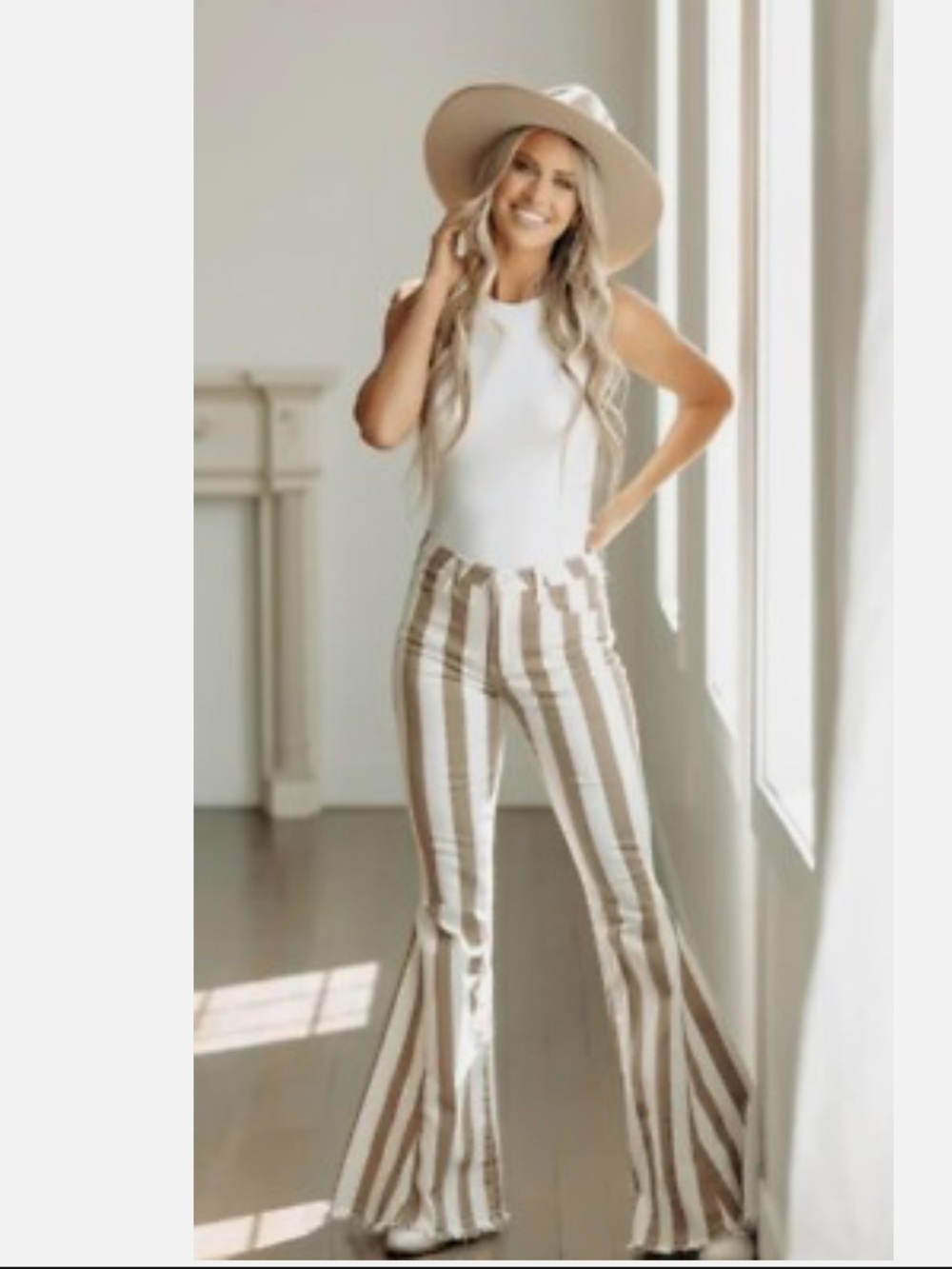 Wisteria Lane Striped High Rise Bell Bottom Super Flare Jeans Womens medium 7/8